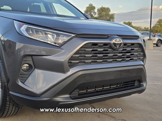 Used 2020 Toyota RAV4 XLE w/ Convenience Package FWD image 8