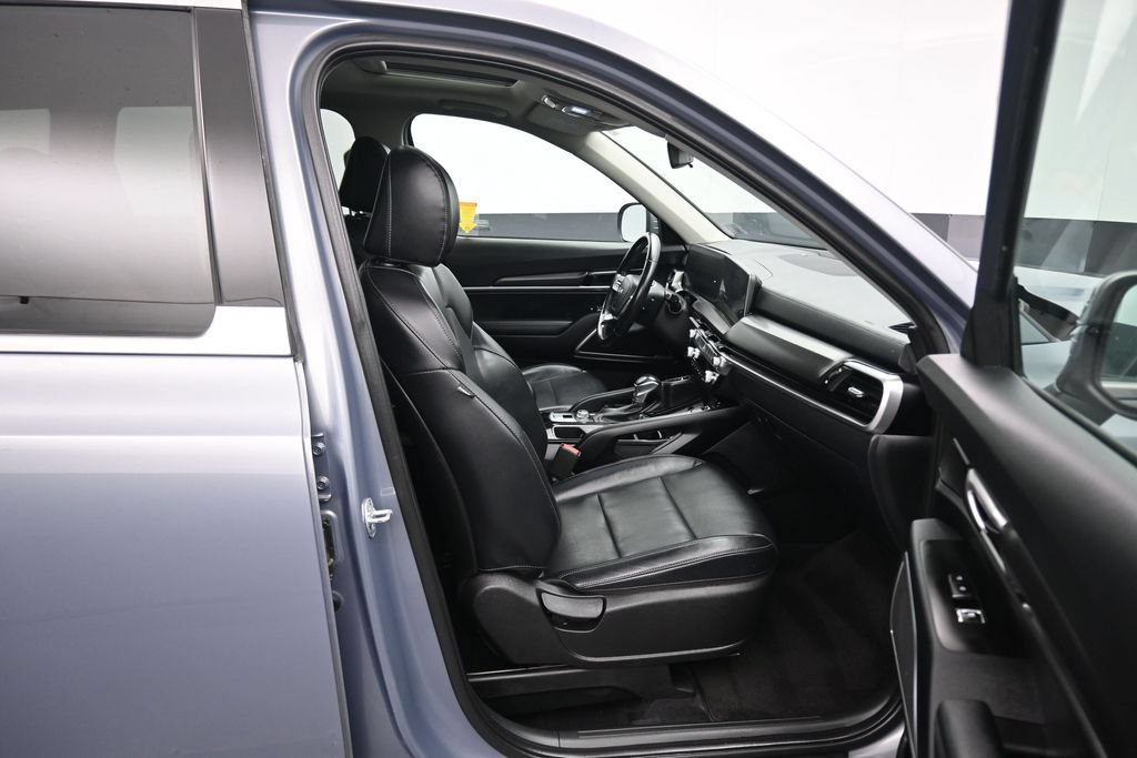 Used 2023 Kia Telluride S w/ S Sunroof Package FWD image 55