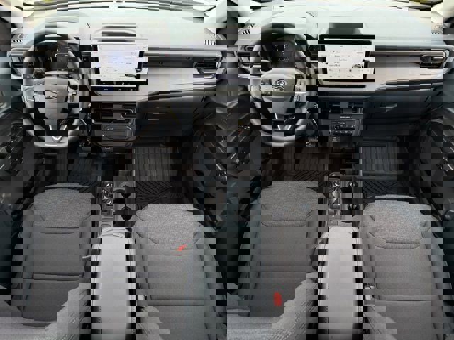 Used 2025 Ford Maverick XL w/ Equipment Group 102A AWD/4WD image 10