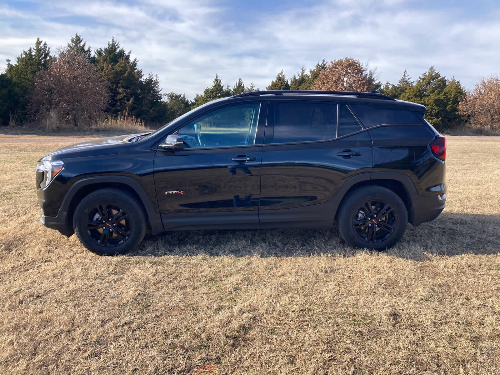 Used 2024 GMC Terrain AT4 w/ Tech Package image 2