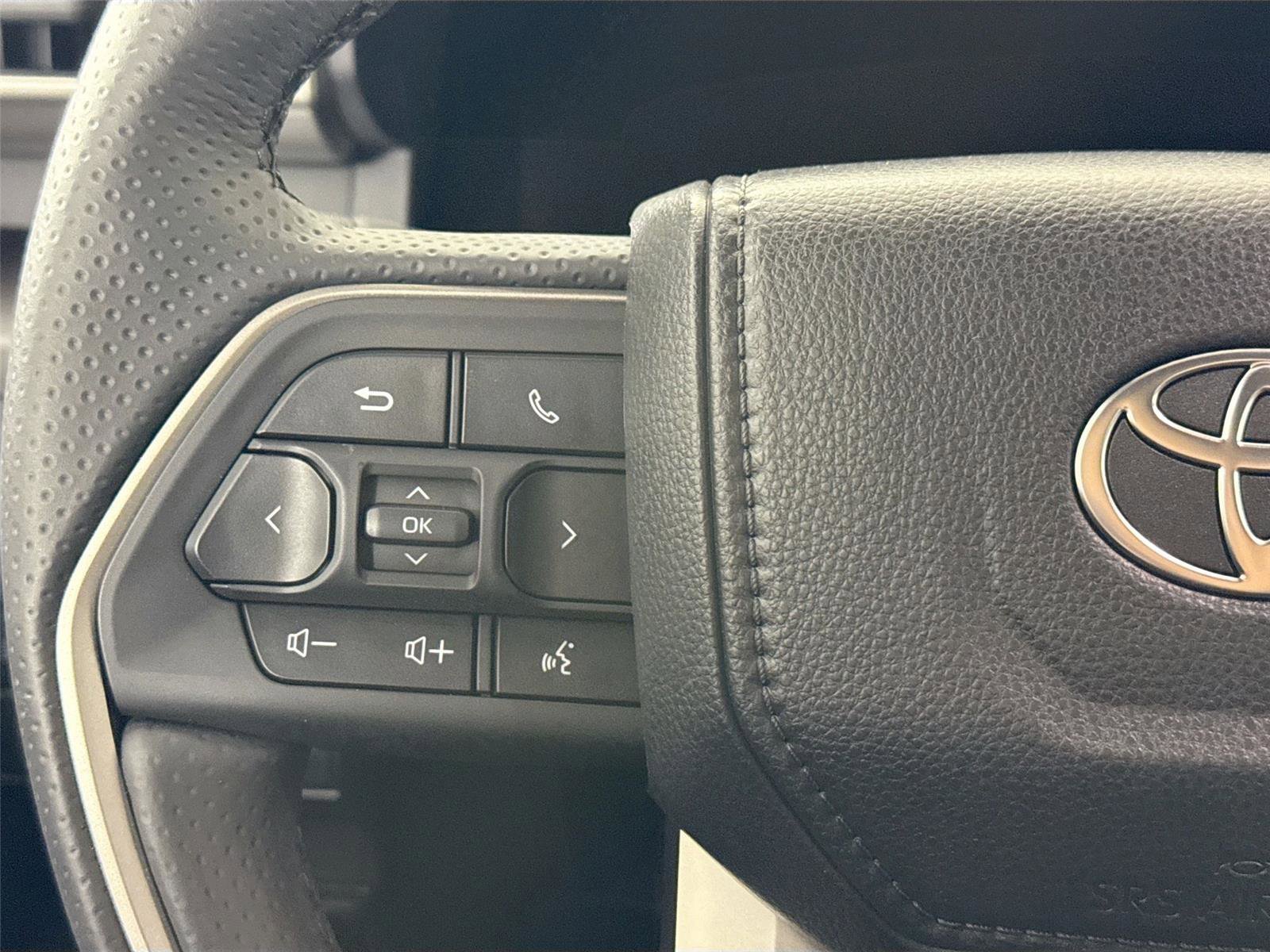 Certified 2026 Toyota 4Runner TRD Off-Road Premium image 18