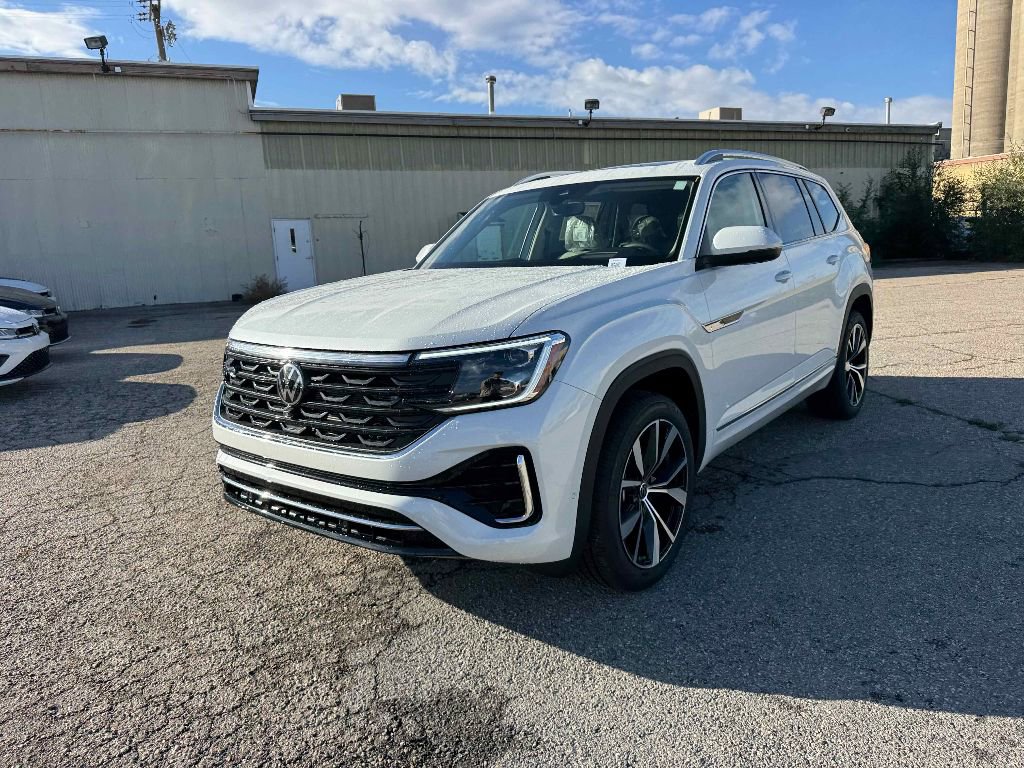 New 2026 Volkswagen Atlas SEL Premium R-Line image 3