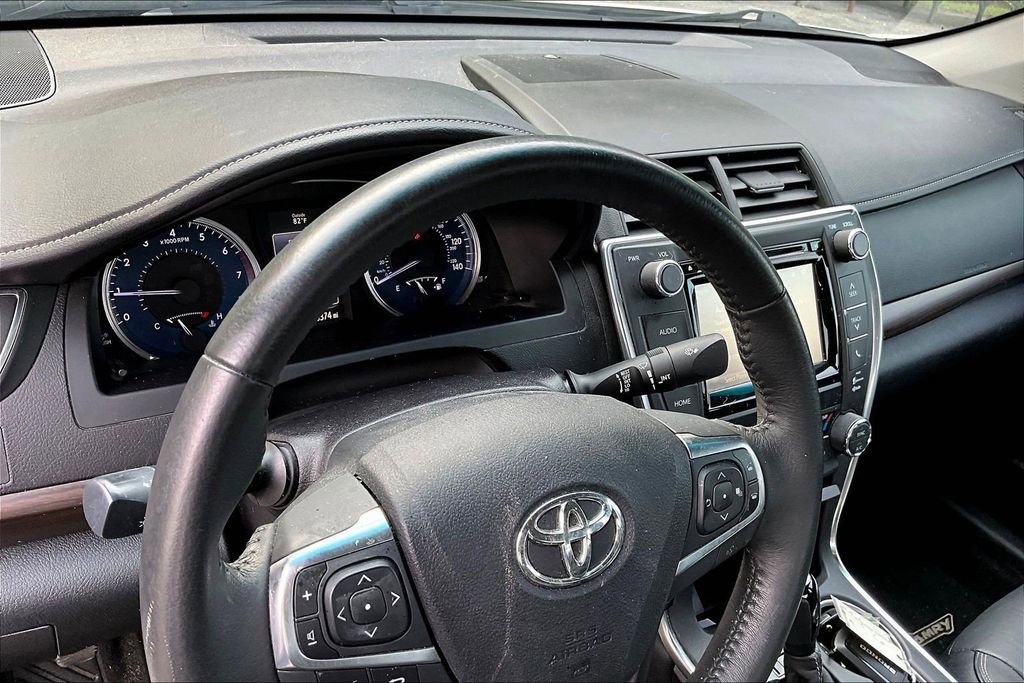 Used 2017 Toyota Camry XLE FWD image 10