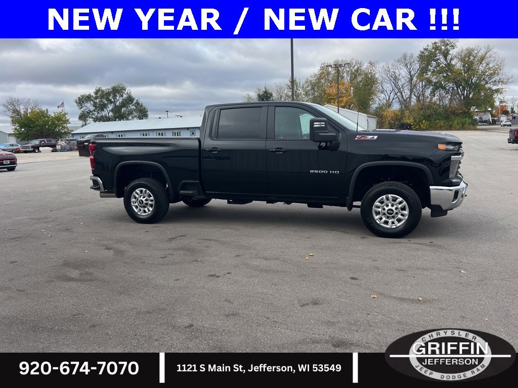 Used 2025 Chevrolet Silverado 2500 LT w/ Safety Package image 10