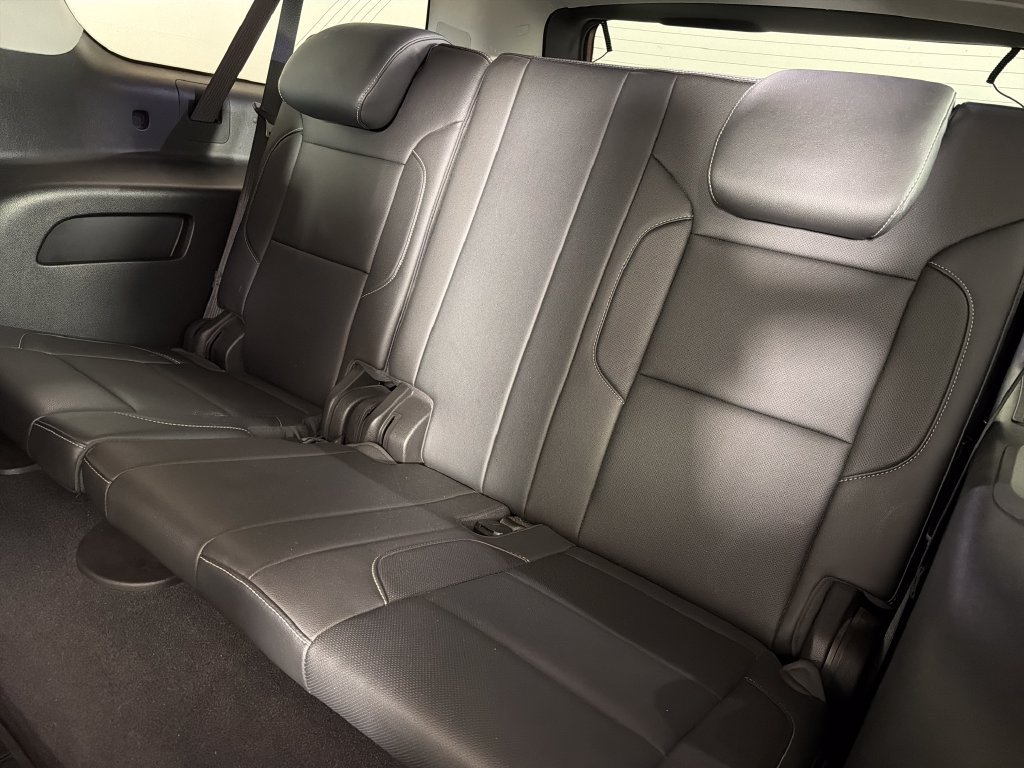 Used 2019 Chevrolet Suburban Premier w/ RST 6.2L Performance Edition AWD/4WD image 22