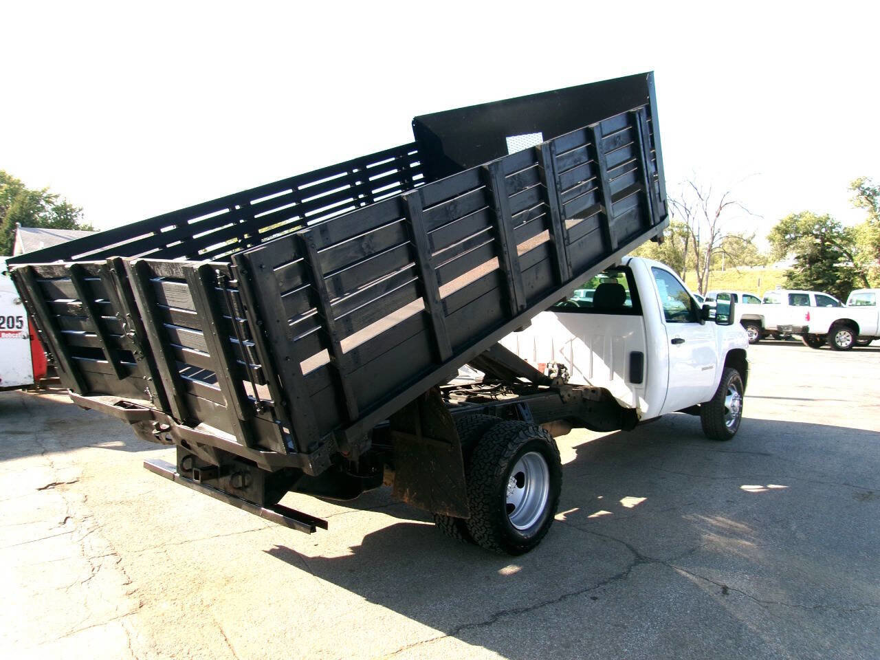Used 2012 Chevrolet Silverado 3500 W/T image 4