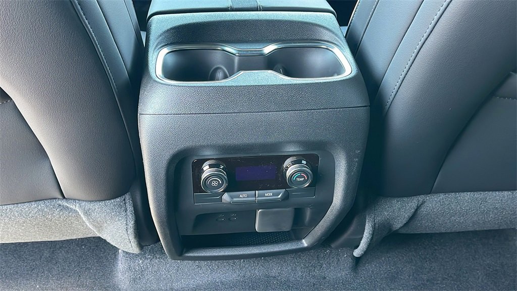 New 2025 Buick Enclave Sport Touring w/ Power Package image 16