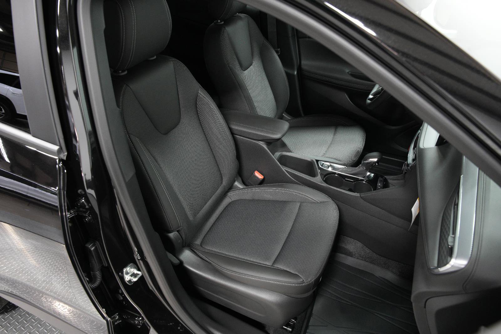 New 2026 Buick Encore GX Preferred w/ Comfort Package image 18