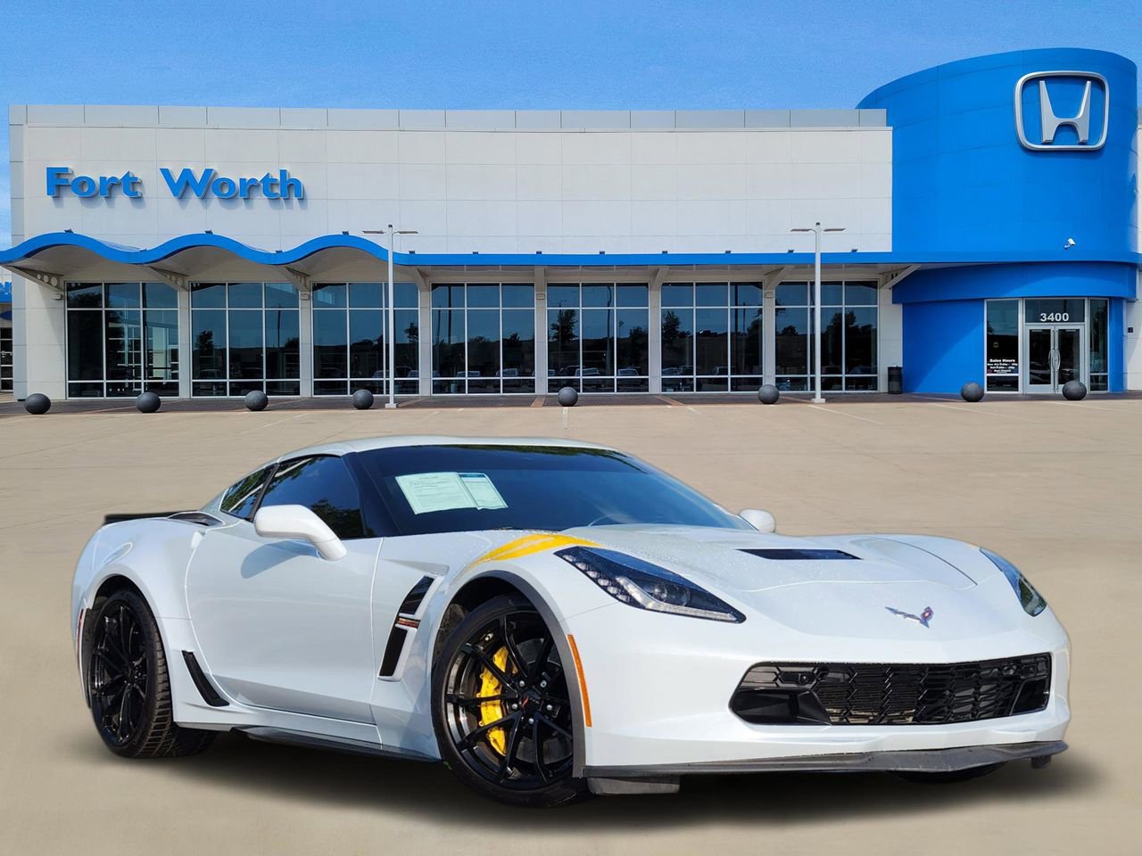 Used 2018 Chevrolet Corvette Grand Sport RWD image 1