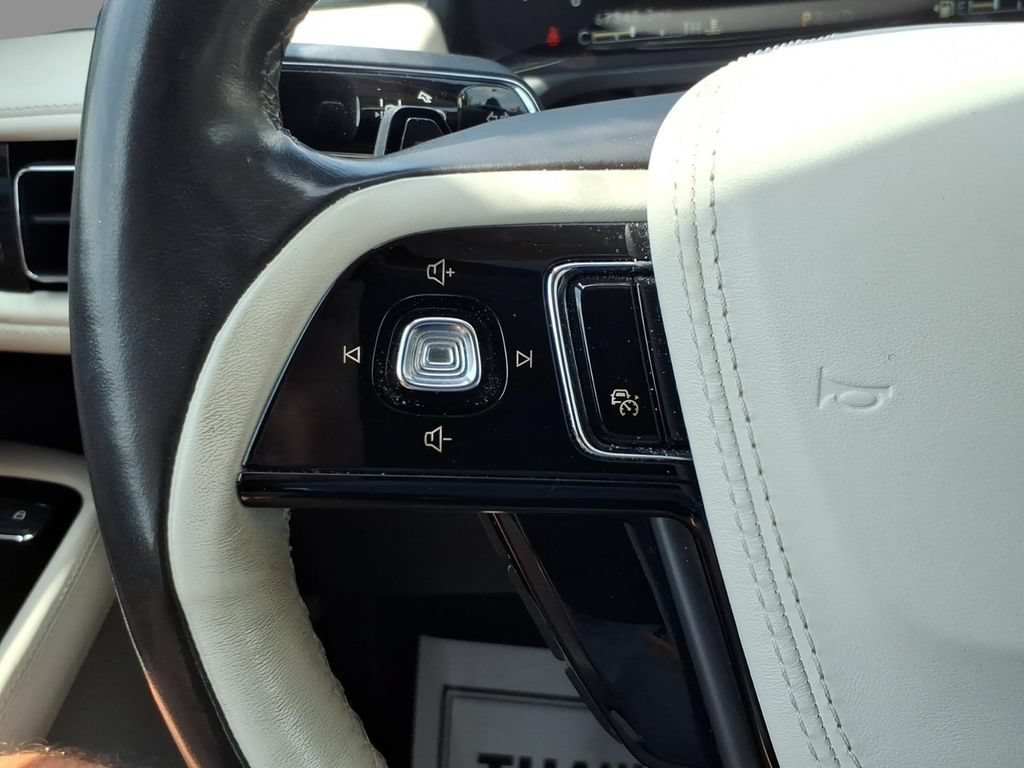 Used 2020 Lincoln Aviator Black Label w/ Dynamic Handling Package AWD/4WD image 23