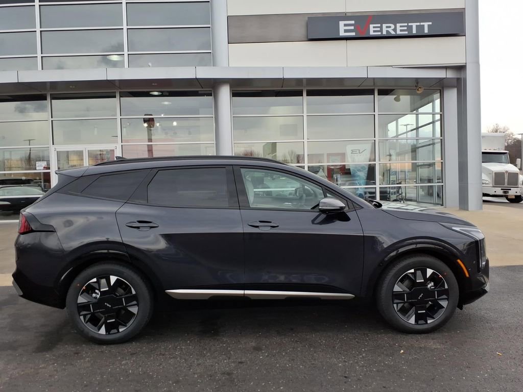 New 2026 Kia Sportage SX image 2