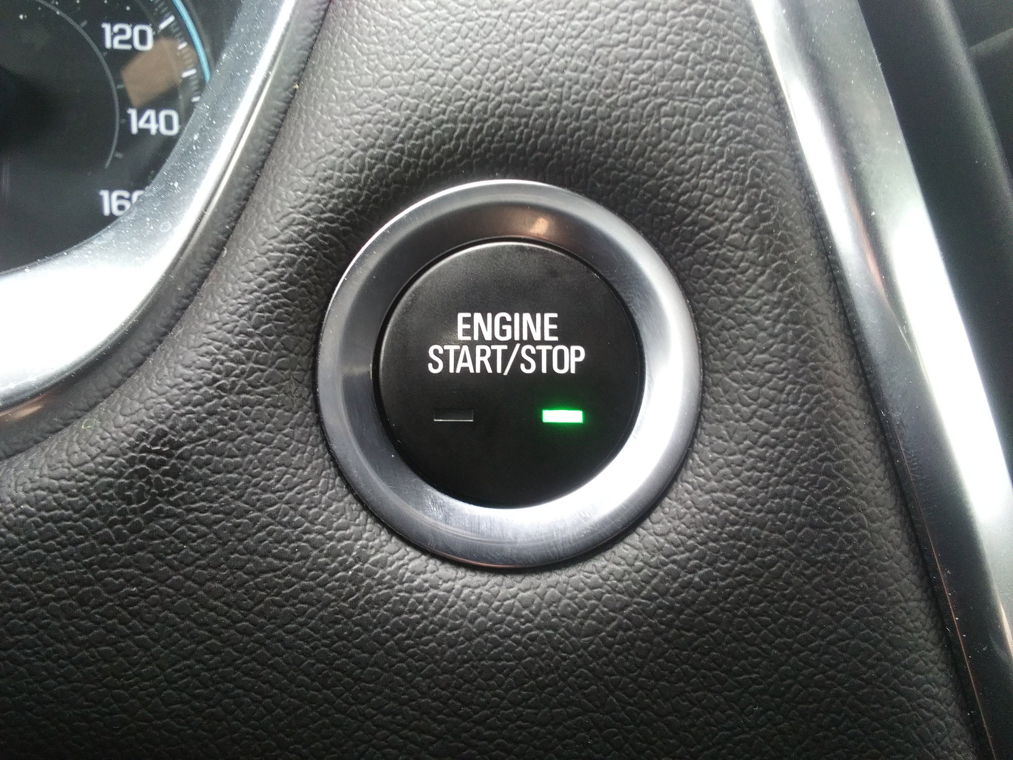 Used 2022 Chevrolet Traverse LT image 16