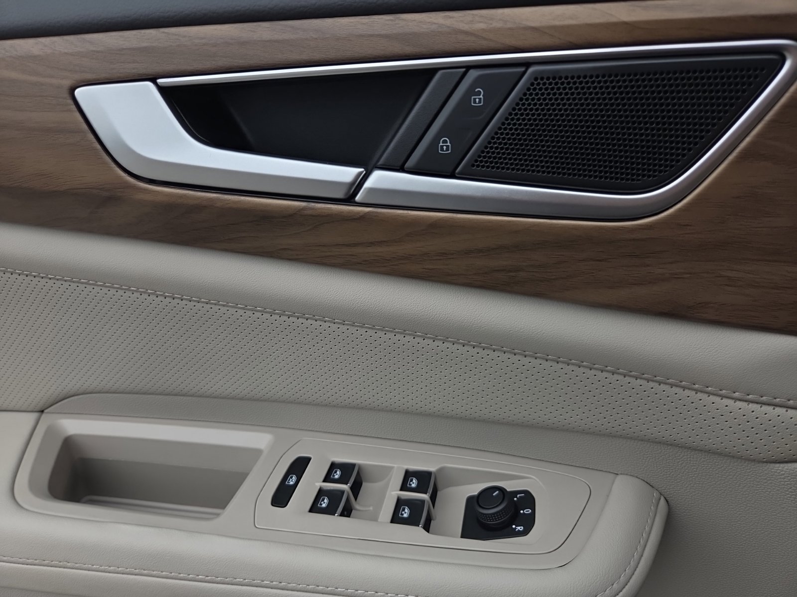 Certified 2026 Volkswagen Atlas SE AWD/4WD image 20