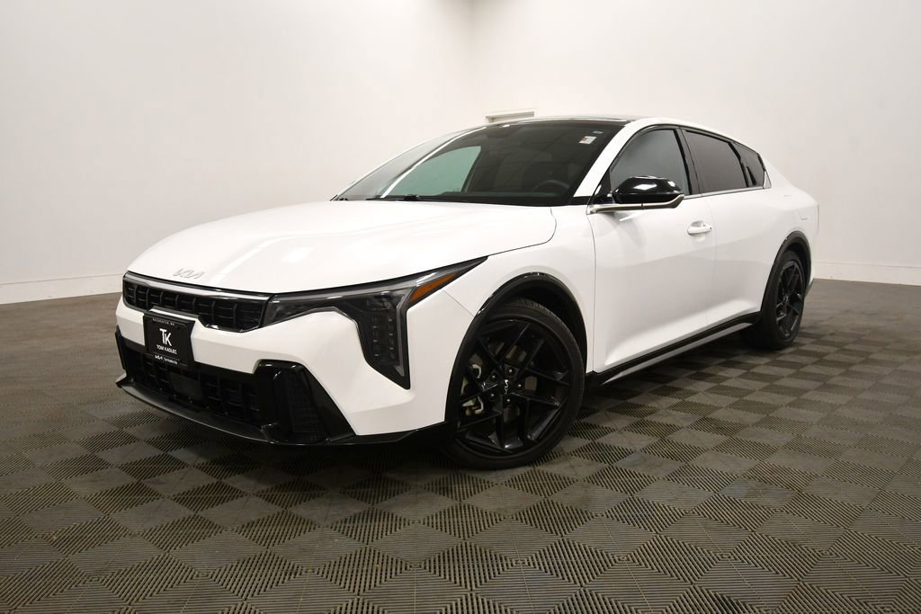 Certified 2025 Kia K4 GT-Line Turbo FWD image 2