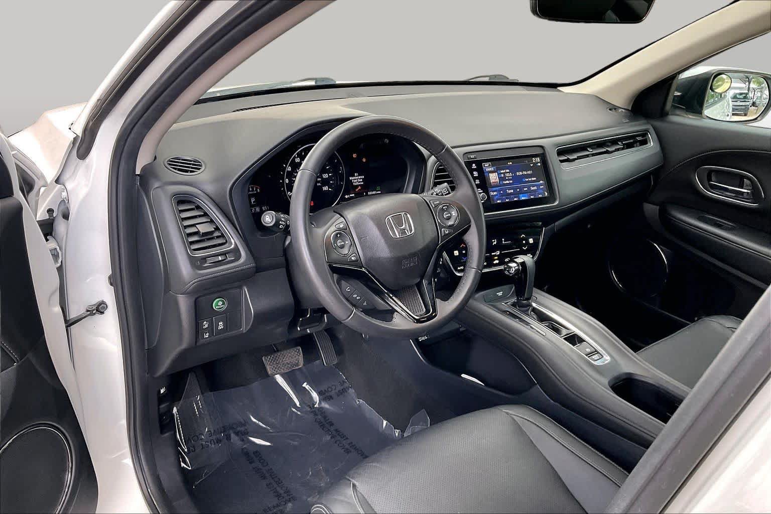 Used 2019 Honda HR-V Touring image 18