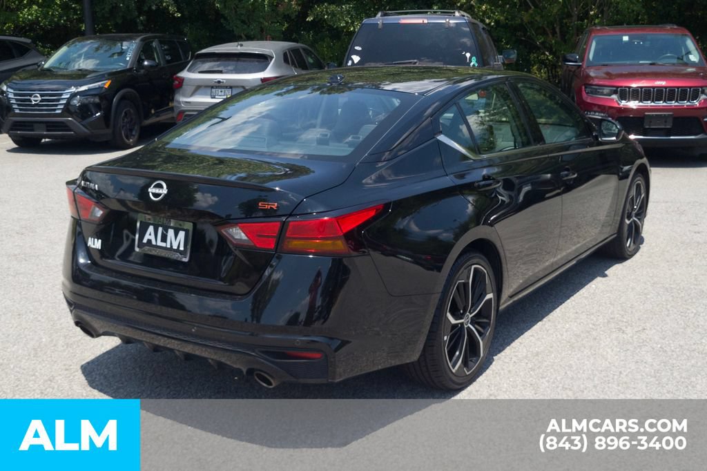 Used 2024 Nissan Altima 2.5 SR FWD image 5