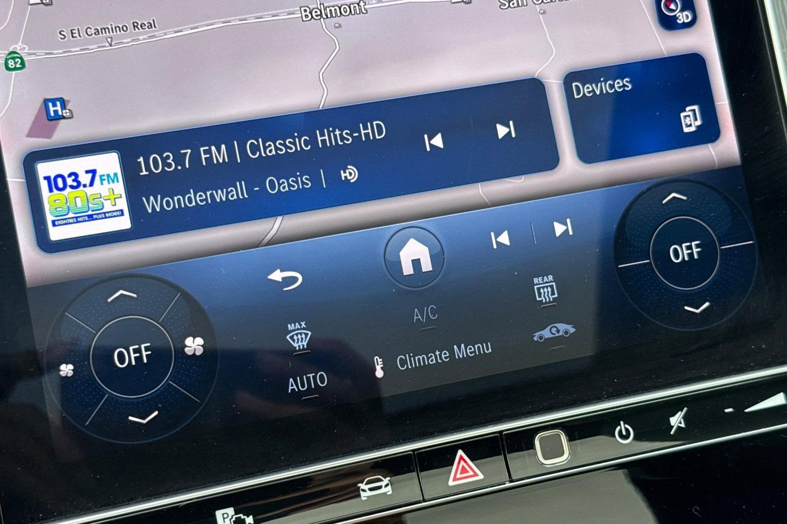 Used 2025 Mercedes-Benz GLC 300 4MATIC image 27