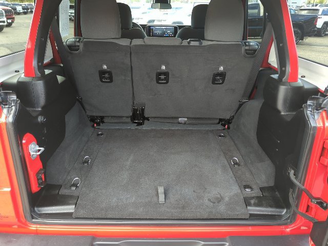 Used 2025 Jeep Wrangler Unlimited Rubicon AWD/4WD image 22