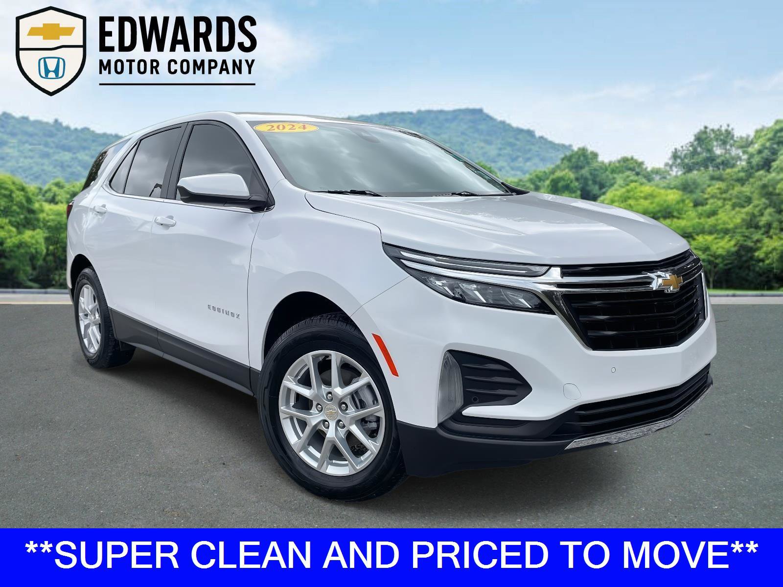 Used 2024 Chevrolet Equinox LT w/ Driver Convenience Package image 1
