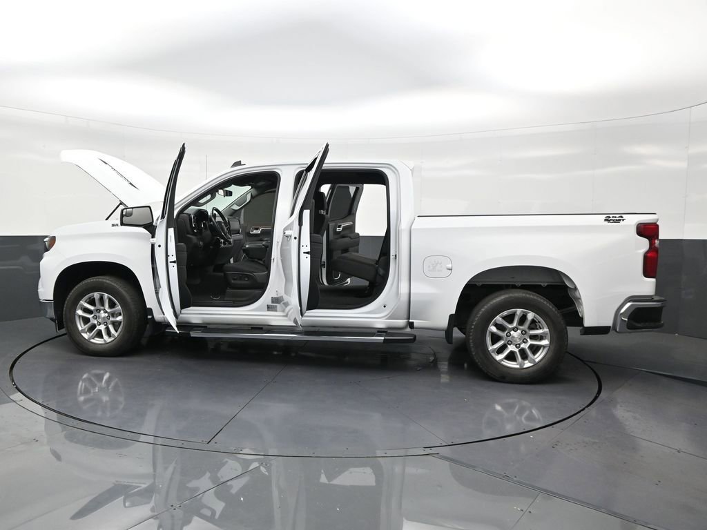 Used 2022 Chevrolet Silverado 1500 LT image 29