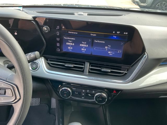Used 2026 Chevrolet Trax LT FWD image 12