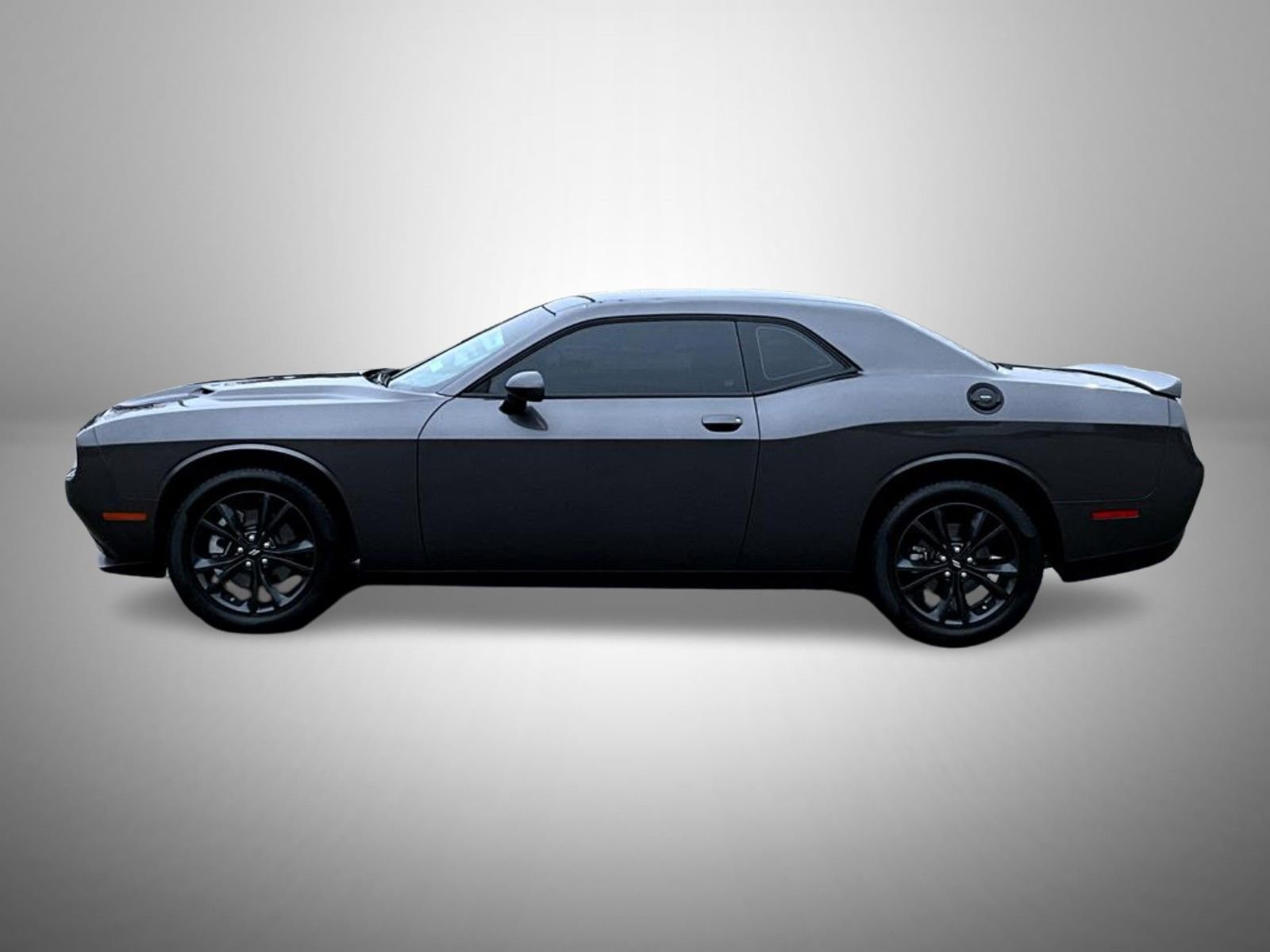 Used 2023 Dodge Challenger SXT w/ Blacktop Package image 8