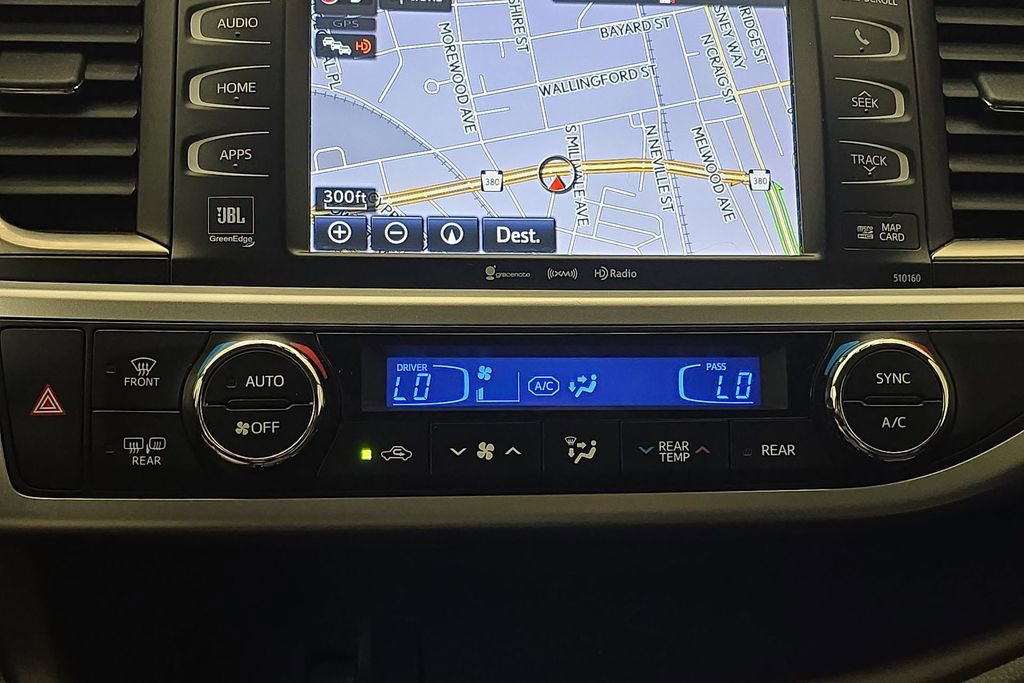 Used 2016 Toyota Highlander Limited w/ Driver Technology Package image 19