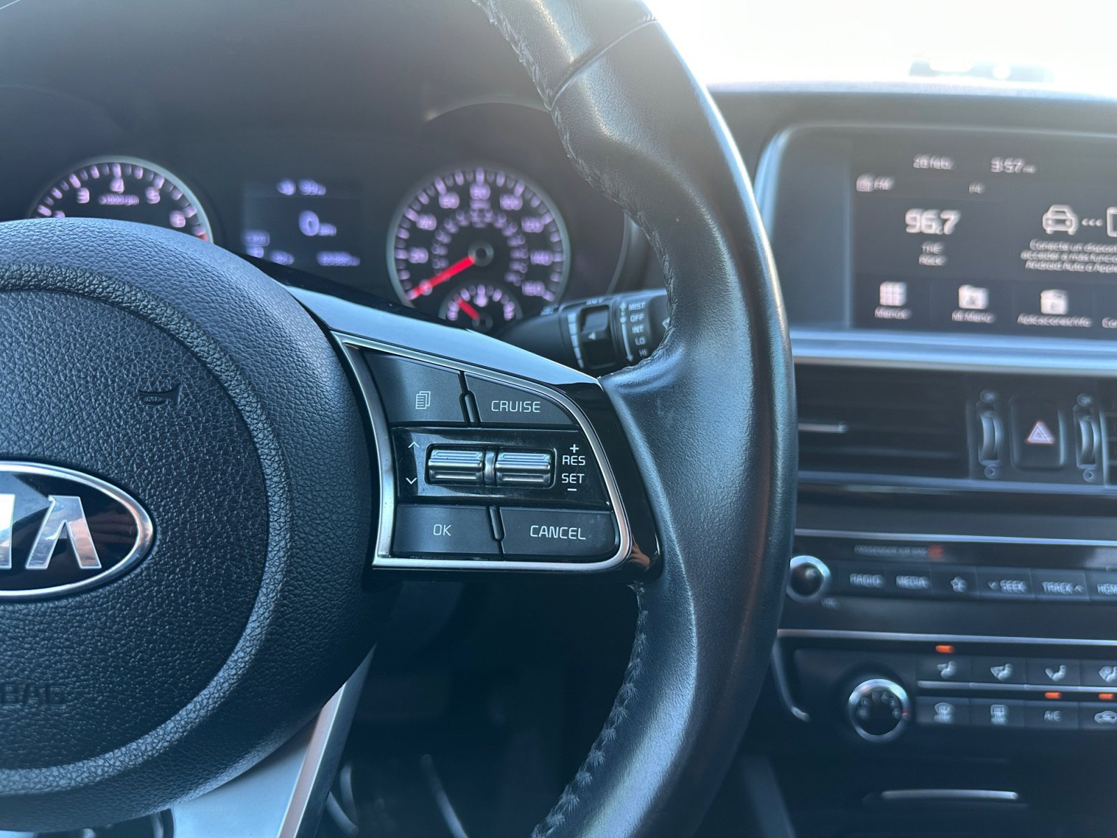 Used 2020 Kia Optima S image 19