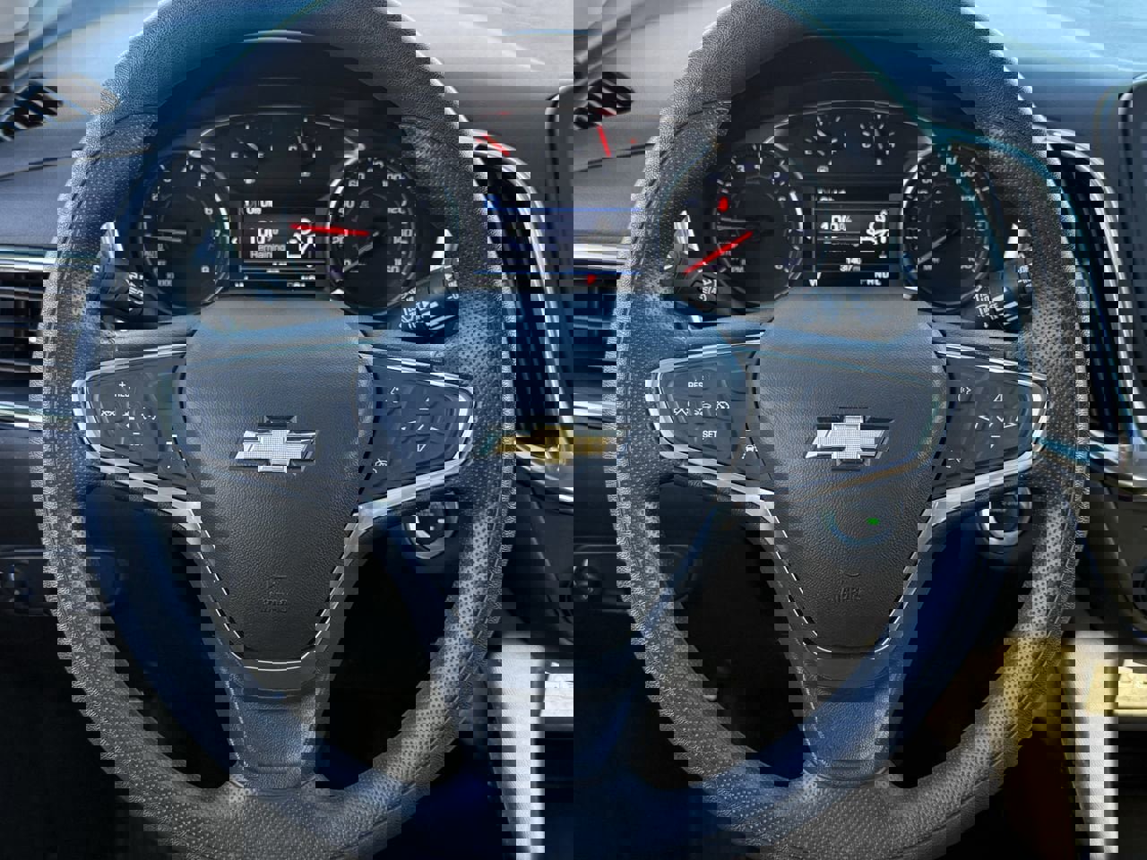 Certified 2023 Chevrolet Equinox LT w/ LPO, Floor Liner Package image 13