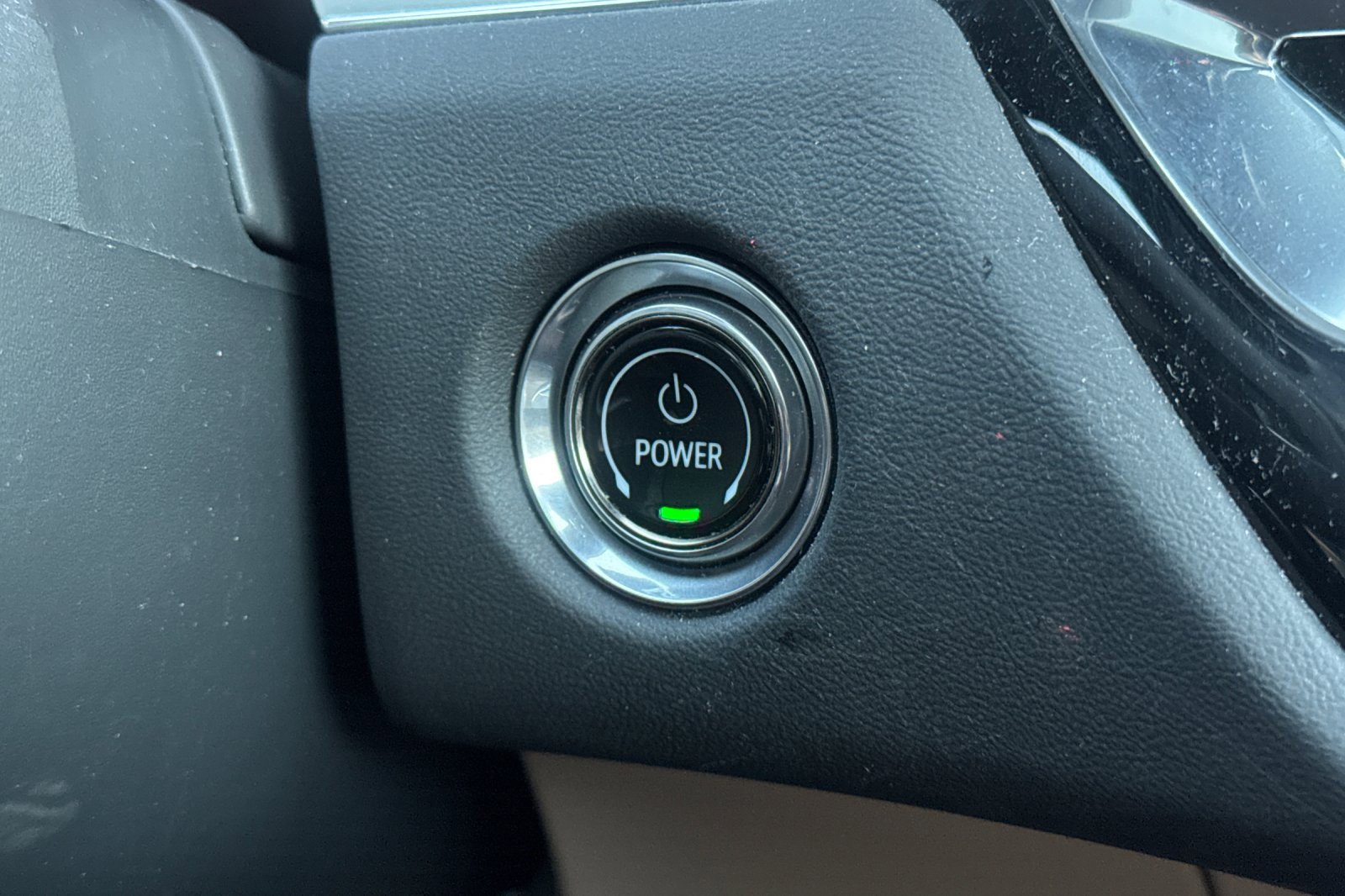 Certified 2025 Cadillac Lyriq Luxury w/ Nappa Leather Package image 30