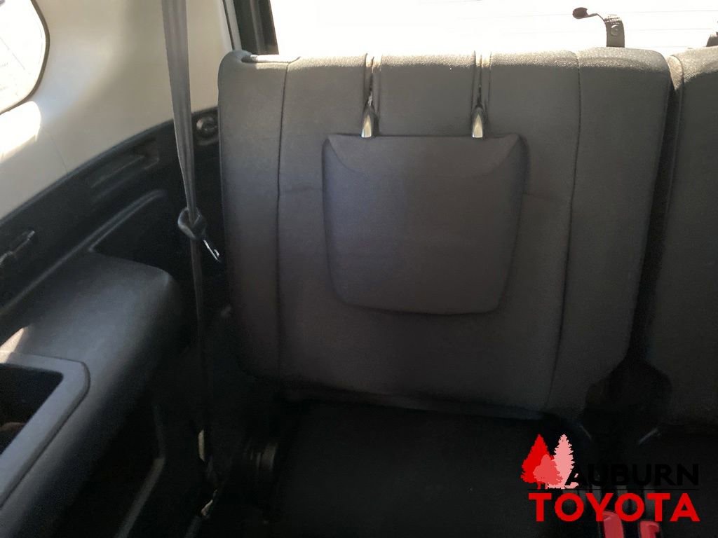 Used 2016 Toyota 4Runner SR5 AWD/4WD image 16