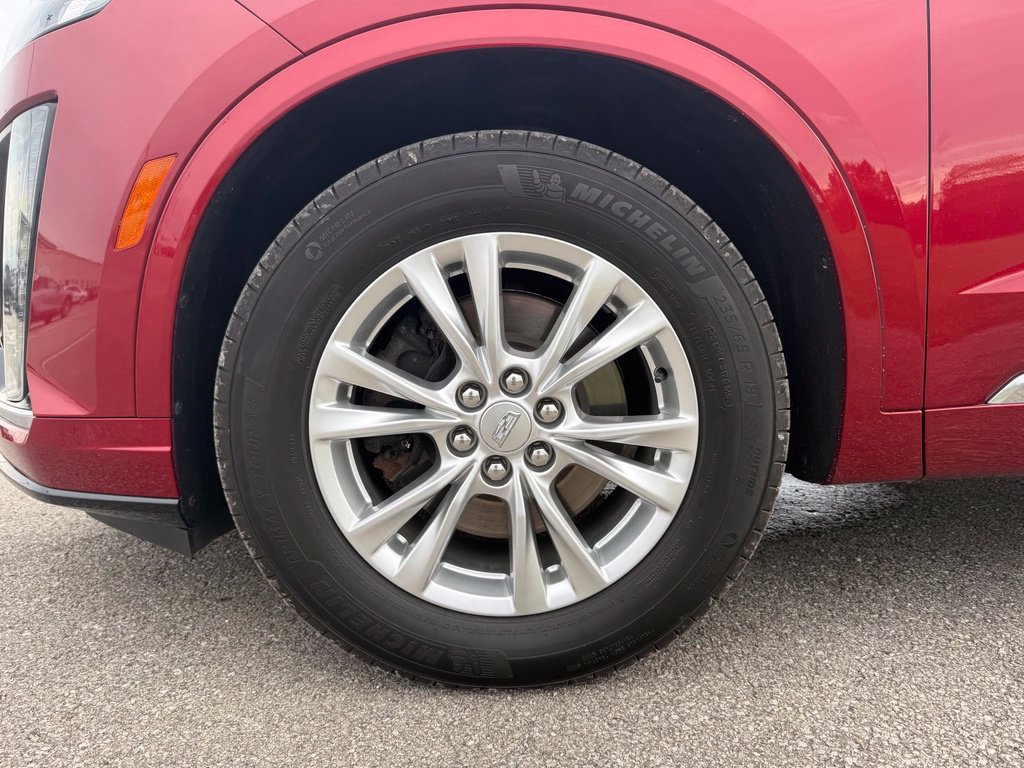 Certified 2024 Cadillac XT6 Luxury w/ LPO, Floor Liner Package AWD/4WD image 15