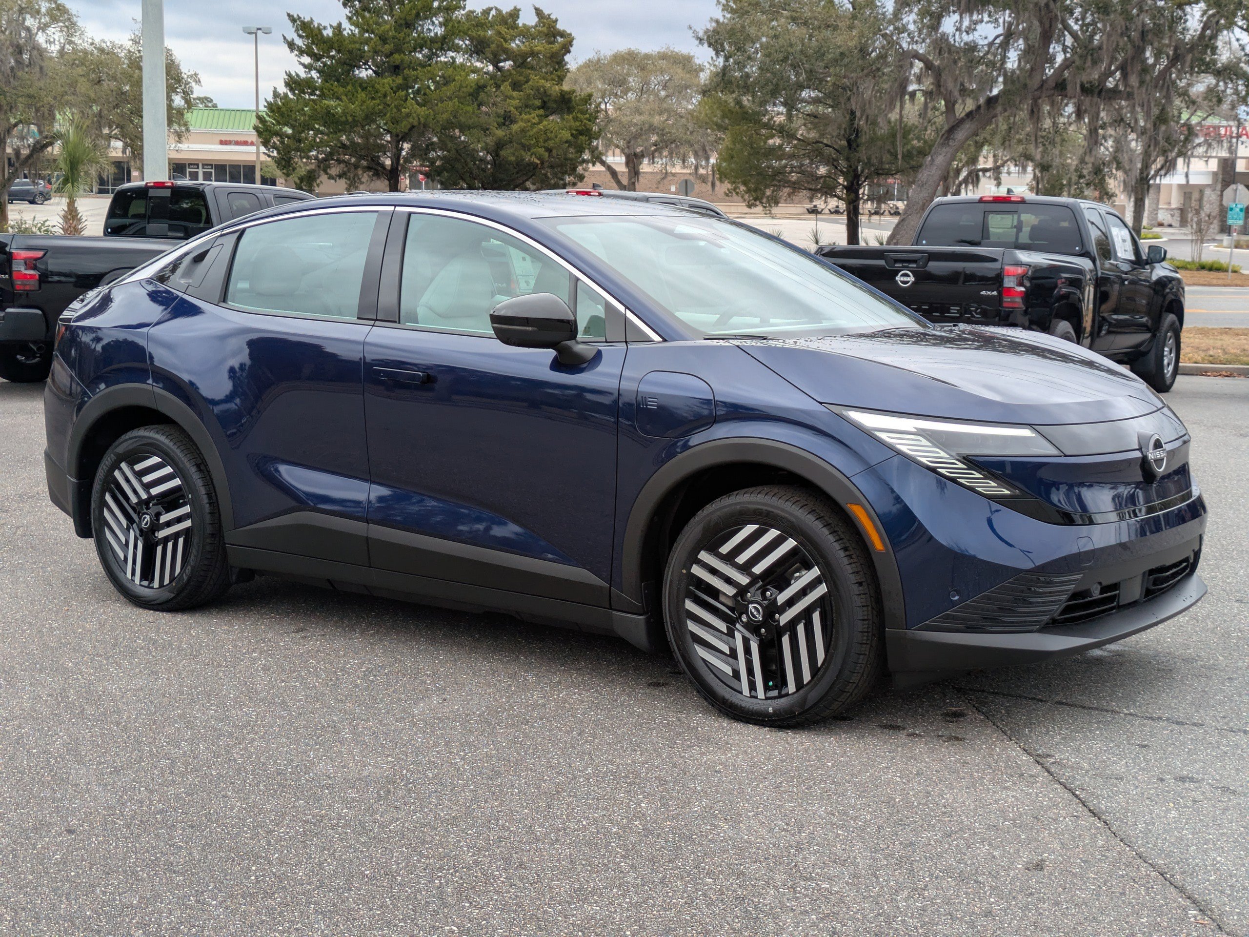 New 2026 Nissan Leaf SV+ image 2