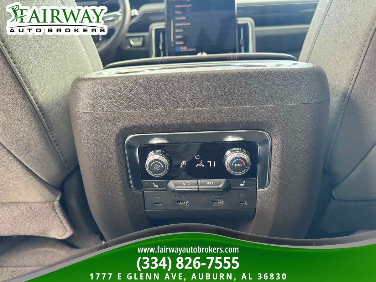 Used 2026 GMC Yukon Elevation w/ Elevation Premium Package AWD/4WD image 29