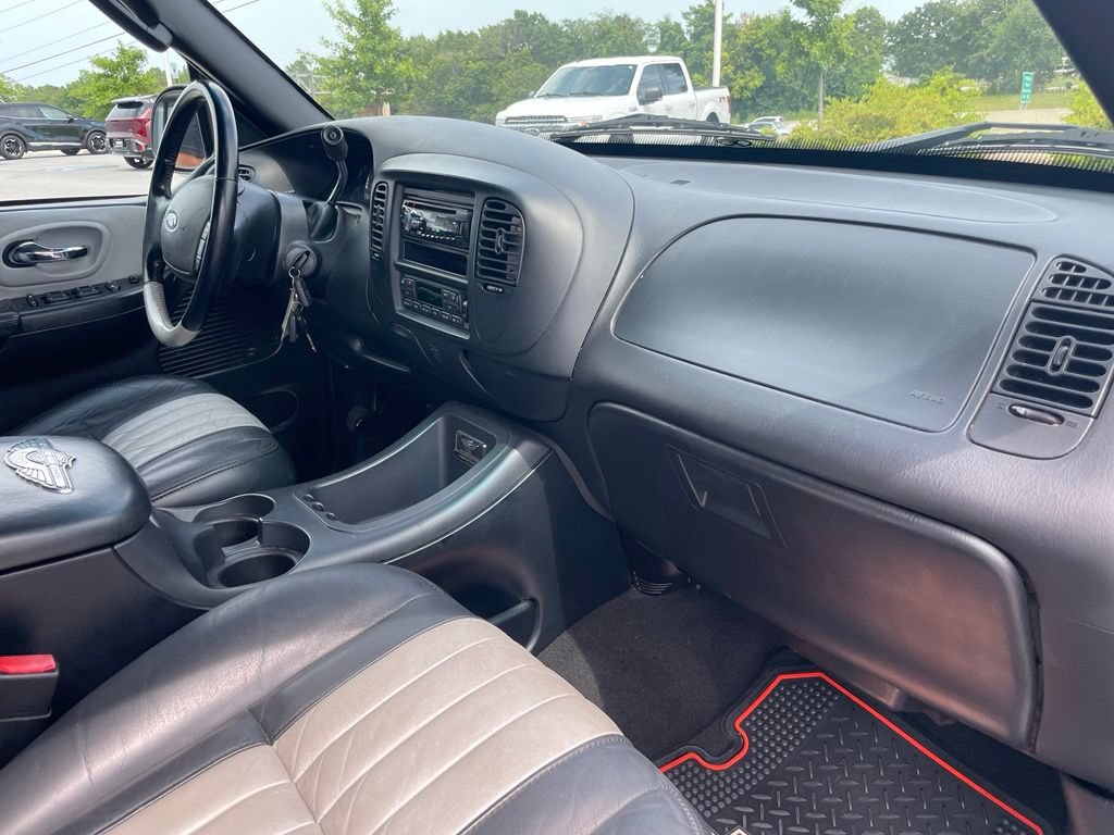Used 2003 Ford F150 Harley-Davidson RWD image 27