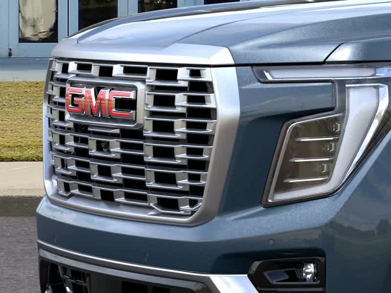 New 2026 GMC Yukon Denali w/ Denali Reserve Package AWD/4WD image 13
