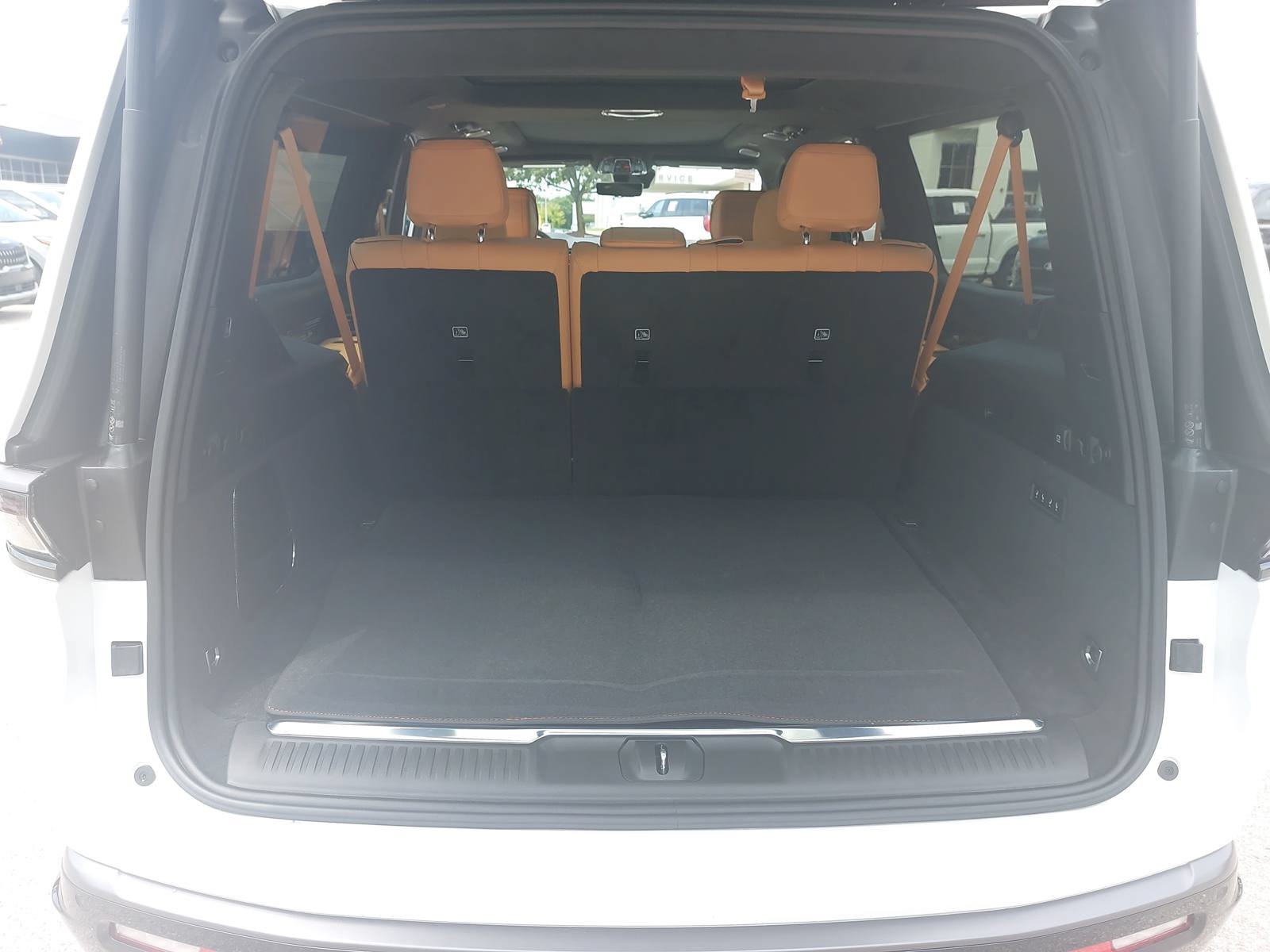 New 2026 Jeep Grand Wagoneer L Summit AWD/4WD image 14