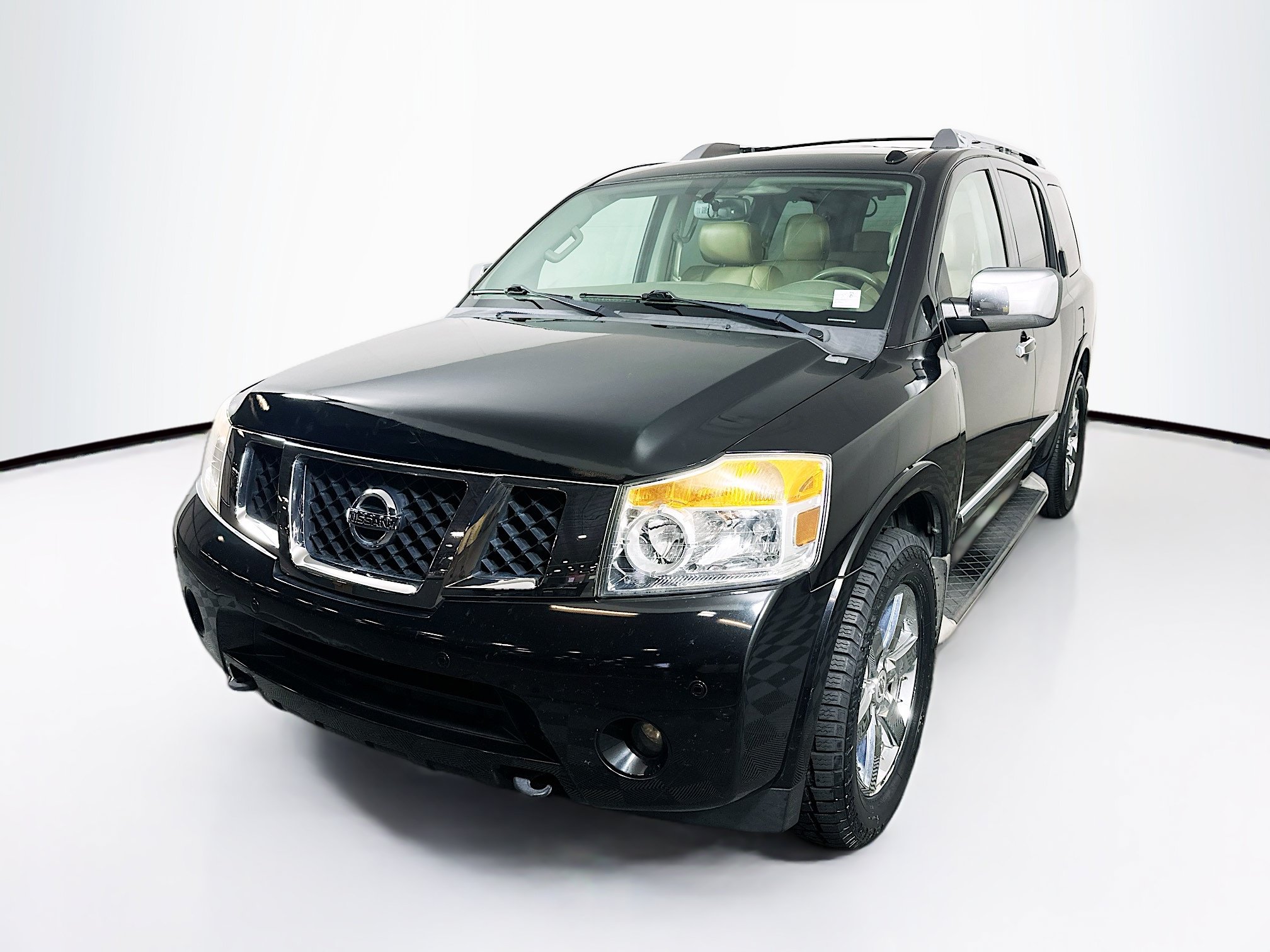 Used 2013 Nissan Armada Platinum RWD image 3