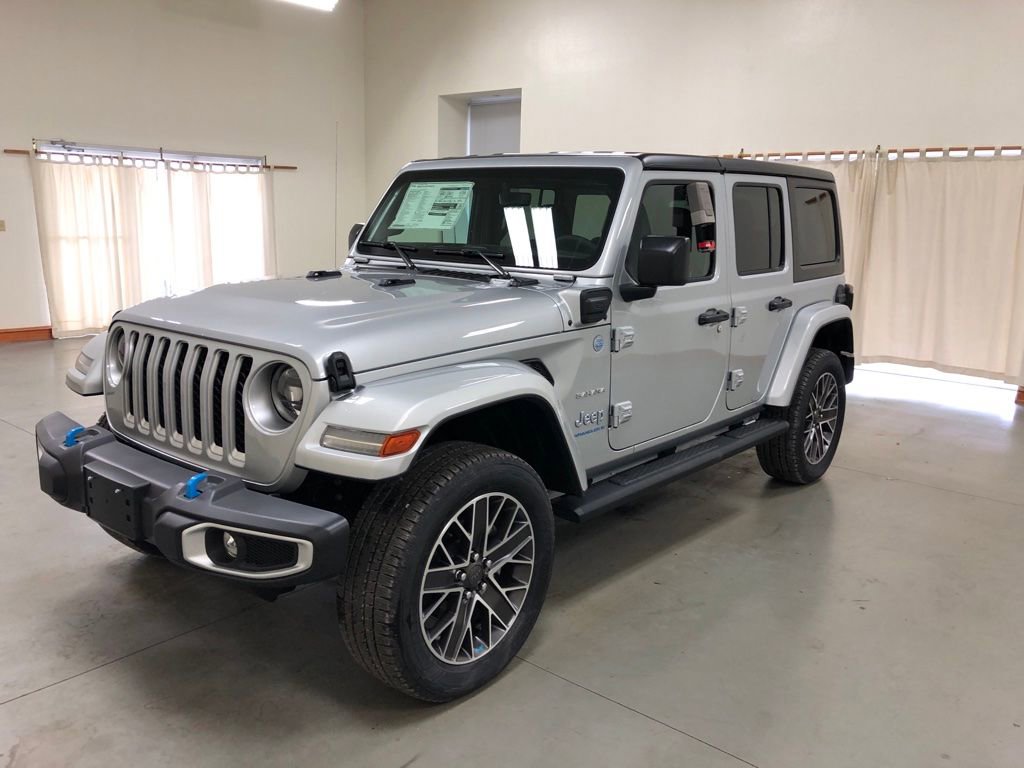 Used 2023 Jeep Wrangler Sahara 4xe w/ Cold Weather Group image 4