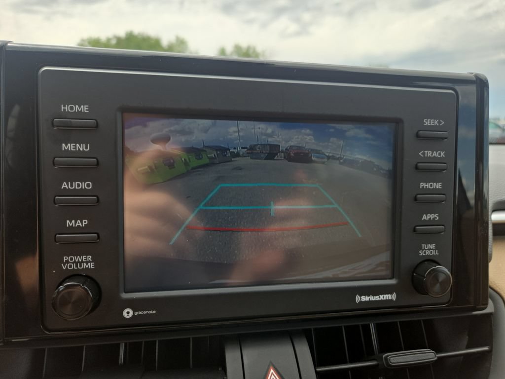Used 2022 Toyota RAV4 LE AWD/4WD image 22