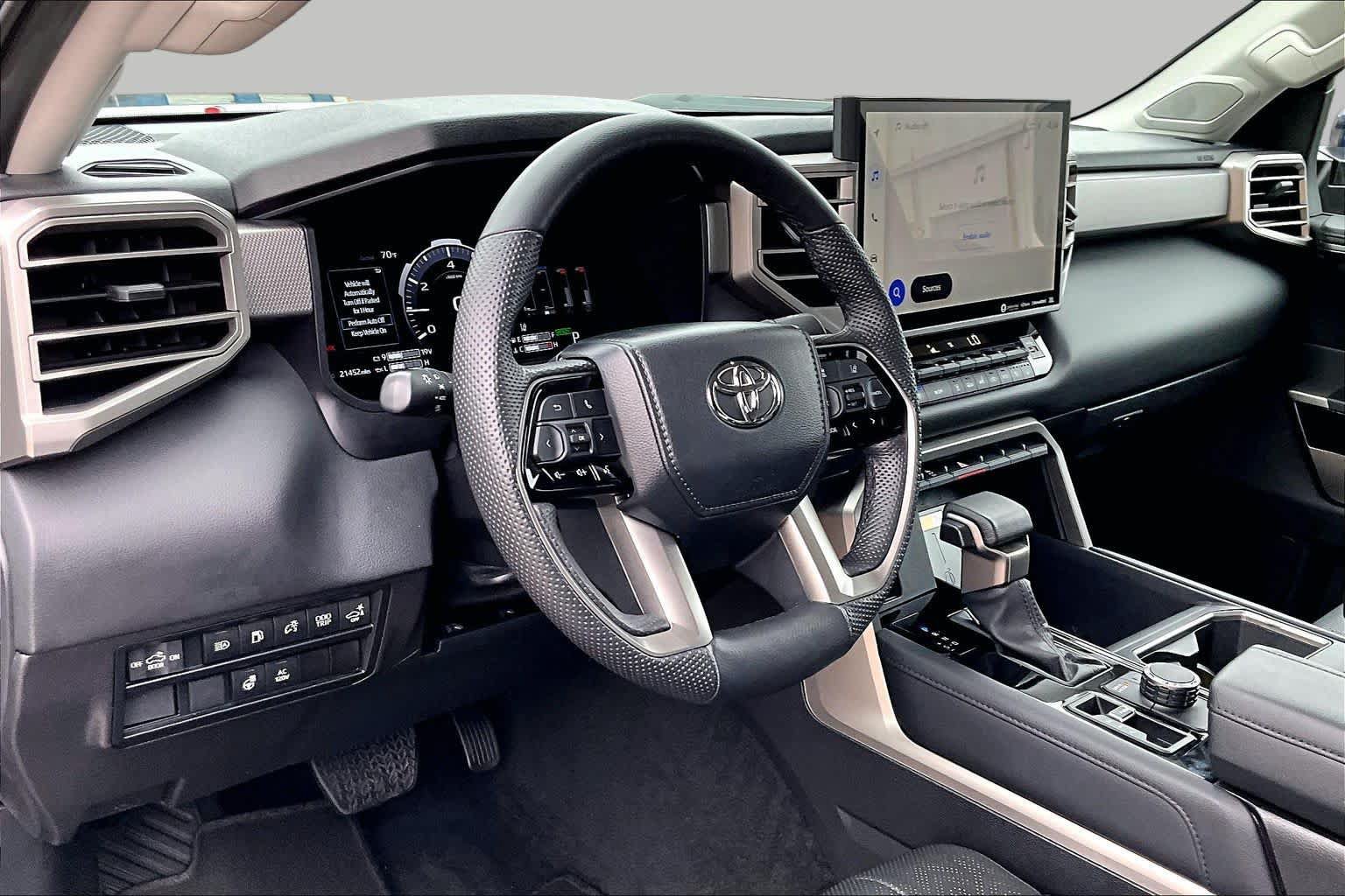 Used 2024 Toyota Tundra Limited AWD/4WD image 17