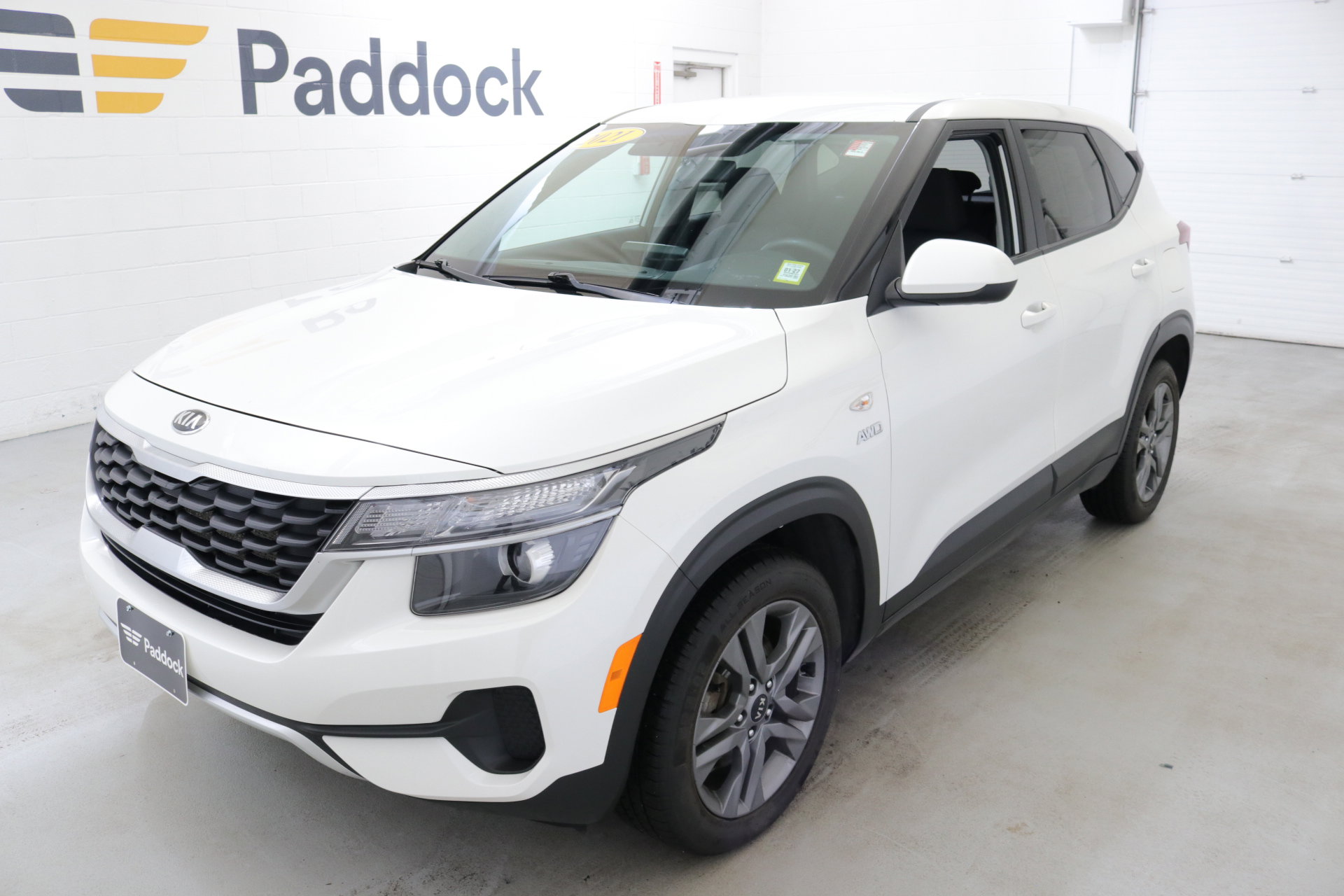 Used 2021 Kia Seltos LX image 3