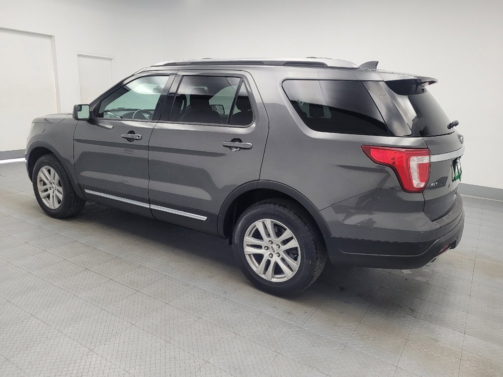 Used 2018 Ford Explorer XLT w/ Class II Trailer Tow Package image 3
