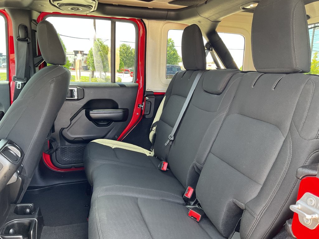 Used 2019 Jeep Wrangler Unlimited Sport S AWD/4WD image 13