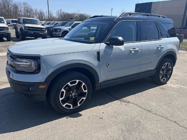 Certified 2023 Ford Bronco Sport Outer Banks AWD/4WD image 1