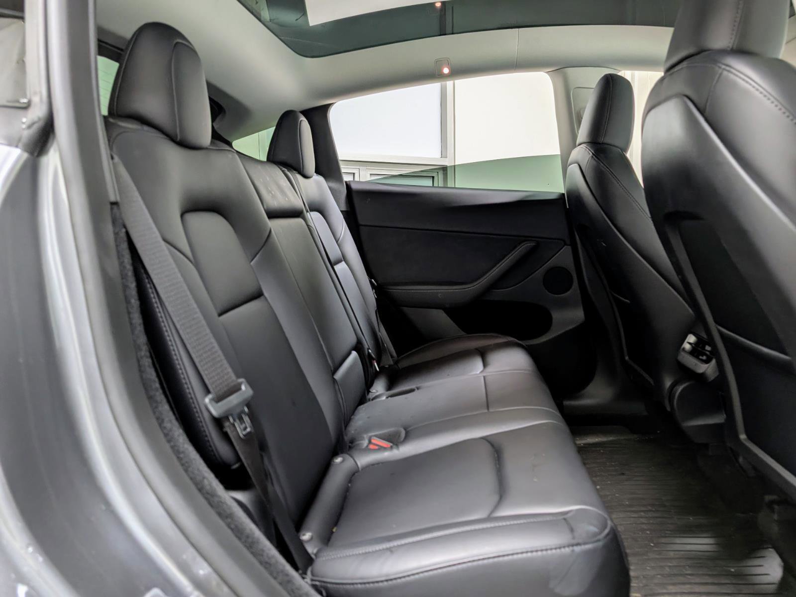 Used 2024 Tesla Model Y Long Range image 22