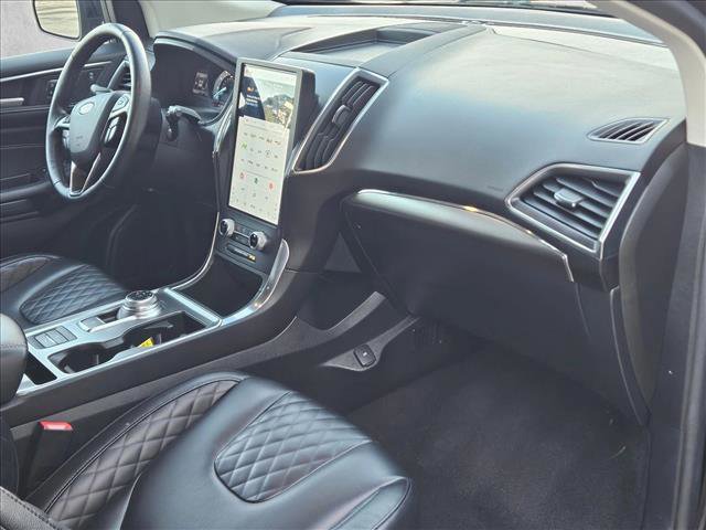 Used 2024 Ford Edge Titanium image 21