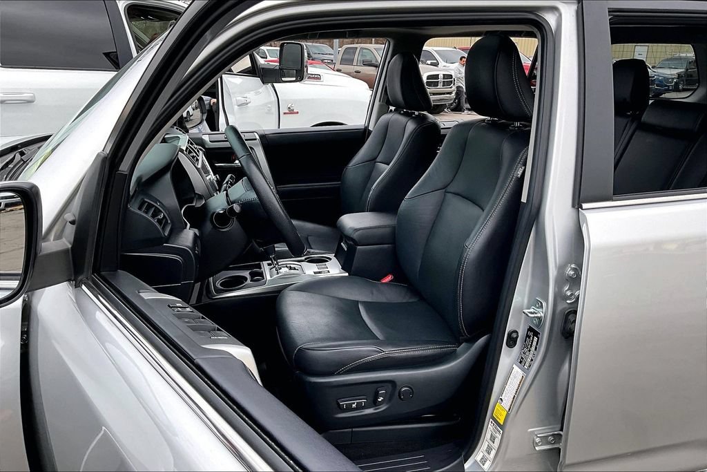 Used 2023 Toyota 4Runner Limited RWD image 20