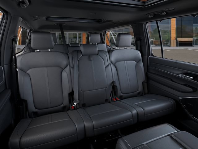 New 2025 Jeep Wagoneer L Series II w/ Convenience Group I AWD/4WD image 15