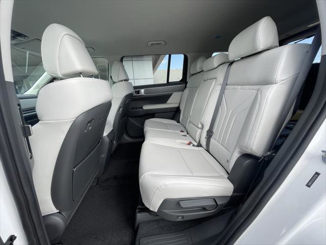 New 2026 Hyundai Santa Fe SEL image 11